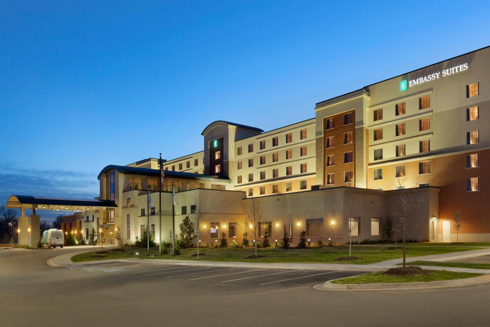 Embassy Suites Oklahoma City Downtown/Medical Center Exterior photo